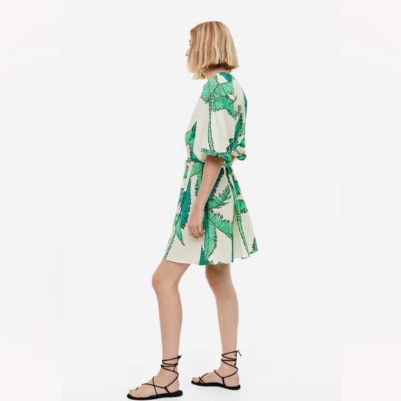H&M Tropical Palm Leaf Tie Waist Mini Dress - Picture 2 of 9